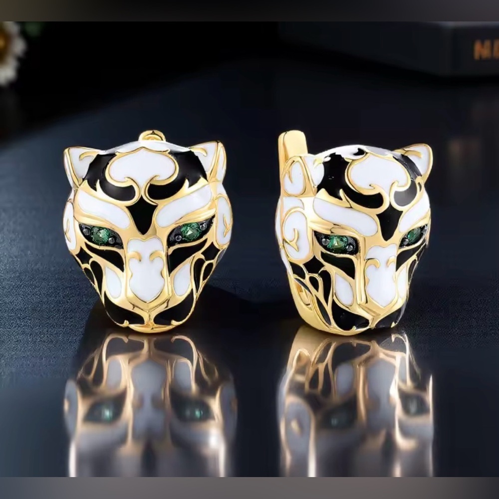 18K Gold With White Enameled Panther Hoop Earrings Emerald Accents Luxury Design